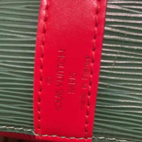 Louis Vuitton Petit Noe Epi Leather Green/Red Shoulder Bag - Picture 4 of 15